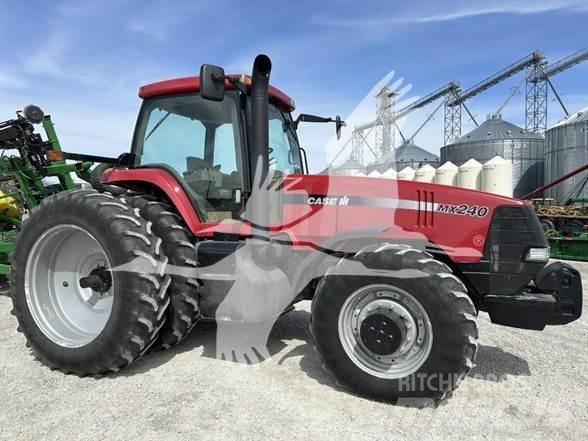 Case IH MX240 Traktorit