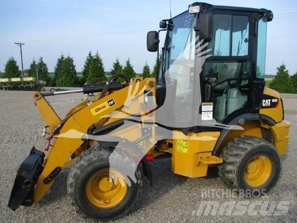 CAT 903D Pyöräkuormaajat