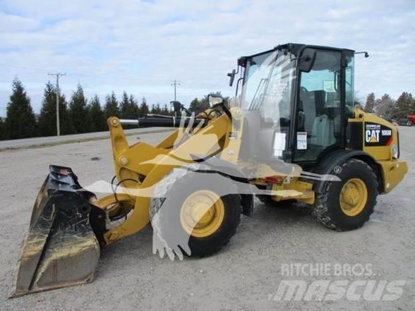 CAT 906M Pyöräkuormaajat
