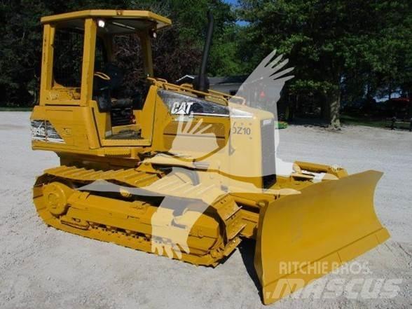 CAT D3G XL Telaketjupuskutraktorit