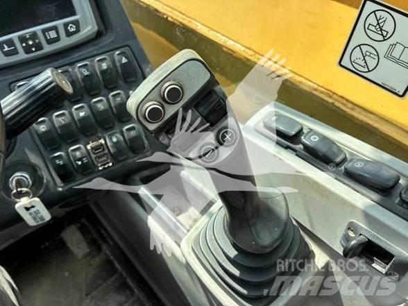CAT TH408D Kurottajat