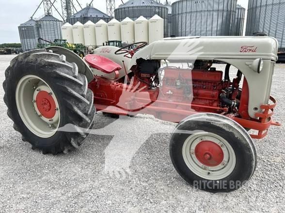 Ford 8N FUNK Traktorit