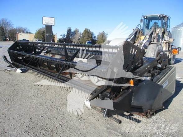 Gleaner 520 Leikkuupöydät