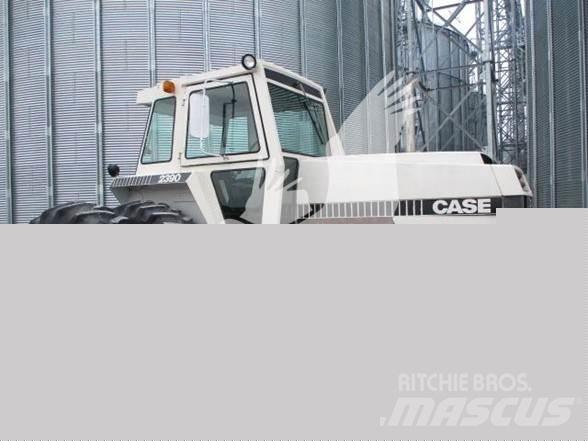 J I Case 2390 Traktorit