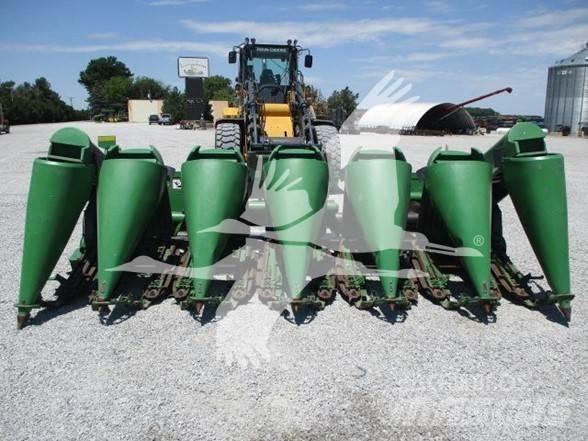 John Deere 693 Leikkuupöydät