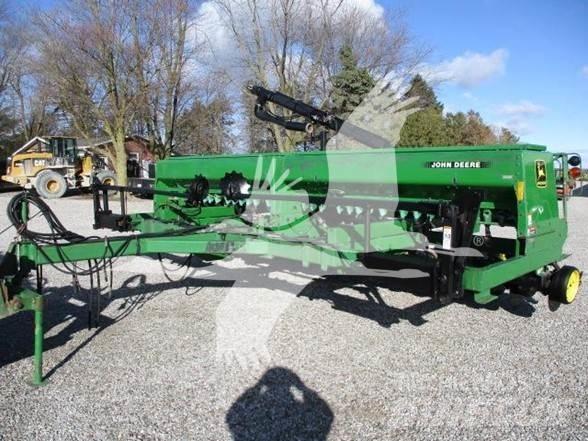 John Deere 750 Kylvökoneet