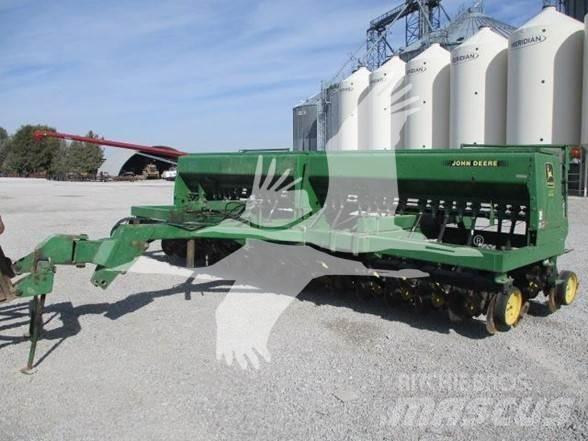 John Deere 750 Kylvökoneet
