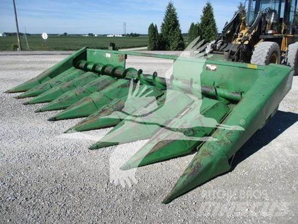 John Deere 843 Leikkuupöydät