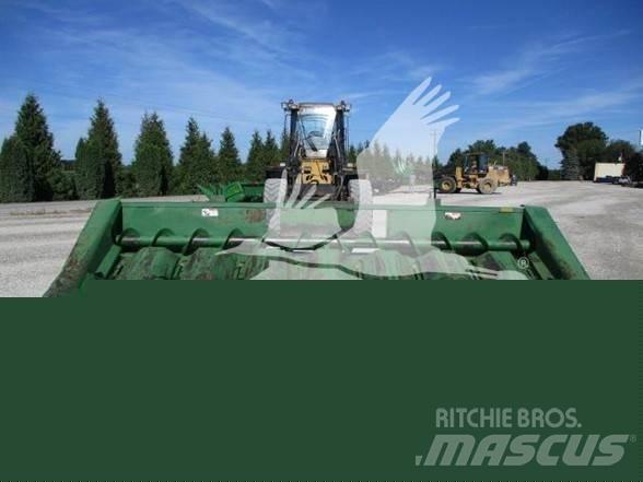 John Deere 843 Leikkuupöydät