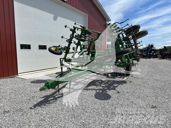 John Deere 980 Kultivaattorit