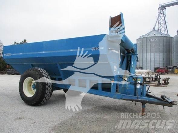 Kinze 840 Viljavaunut