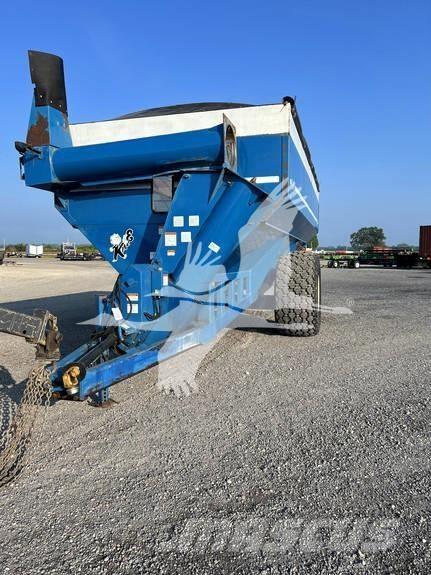 Kinze 840 Viljavaunut