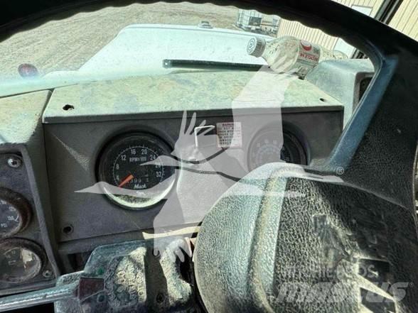Mack R686ST Muut koneet