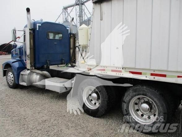 Peterbilt 385 Vetopöytäautot