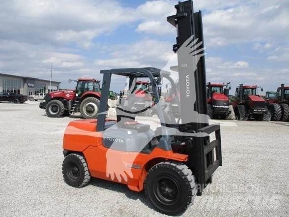 Toyota 7FDU45 Dieseltrukit
