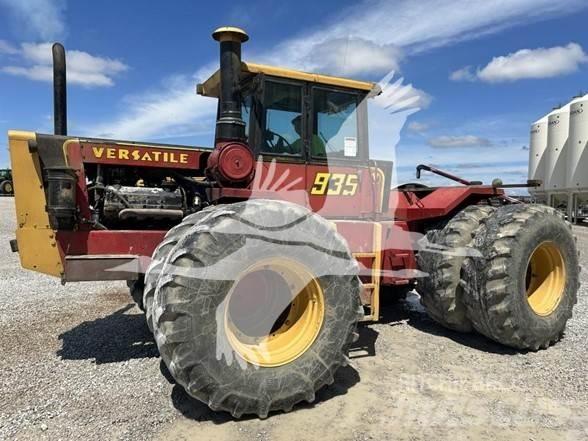 Versatile 935 Traktorit