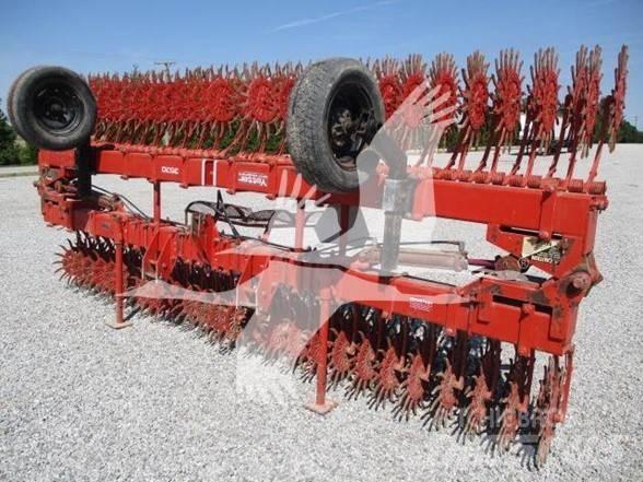 YETTER 3530 Muut maanmuokkauskoneet ja lisävarusteet