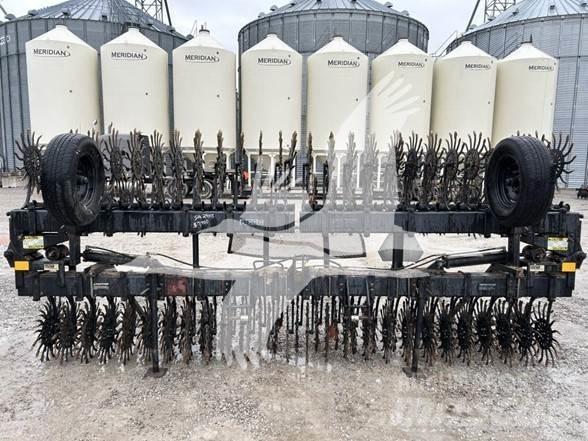 YETTER 3530 Muut maanmuokkauskoneet ja lisävarusteet