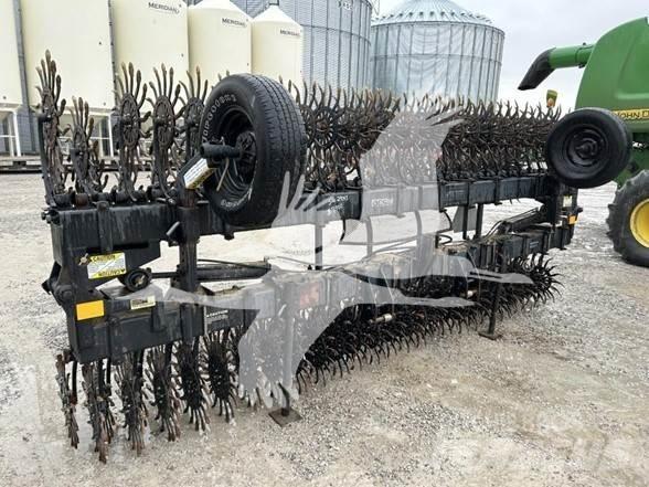 YETTER 3530 Muut maanmuokkauskoneet ja lisävarusteet