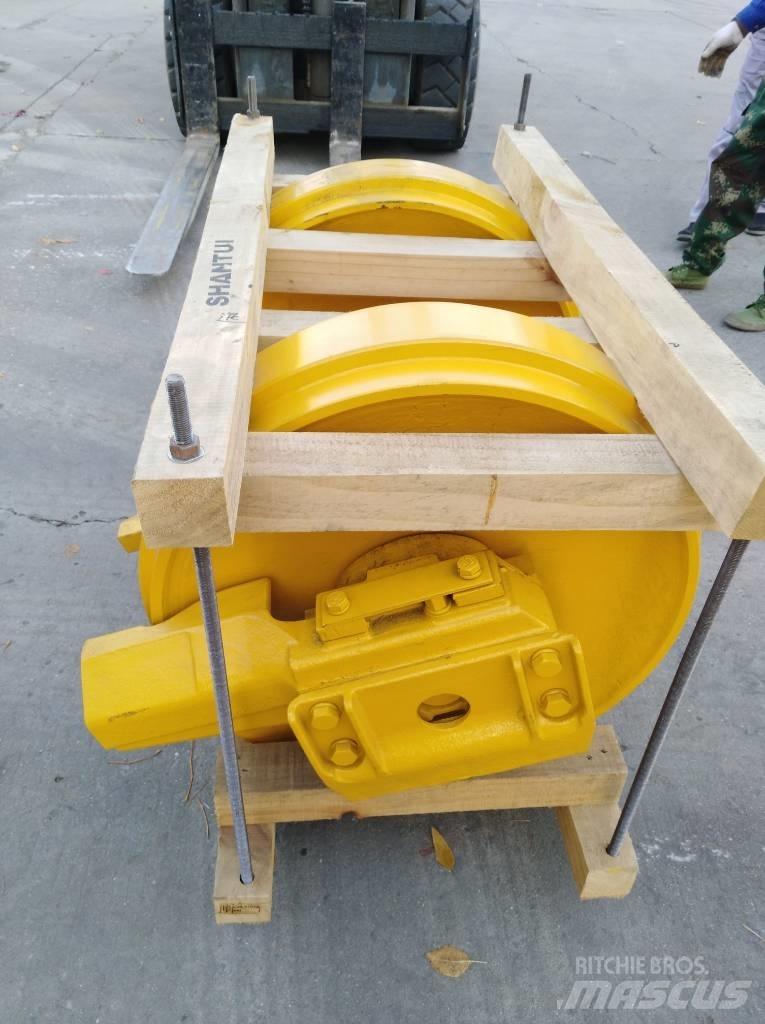 Komatsu D85E-18 Ketjut, telat ja alustat