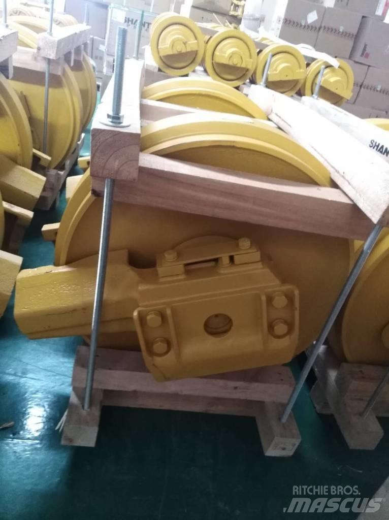 Komatsu D85E-18 Ketjut, telat ja alustat