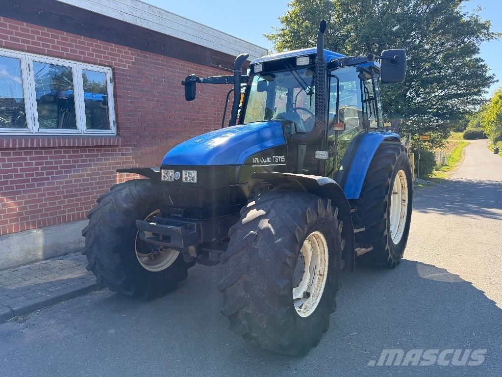 New Holland TS 115 Traktorit