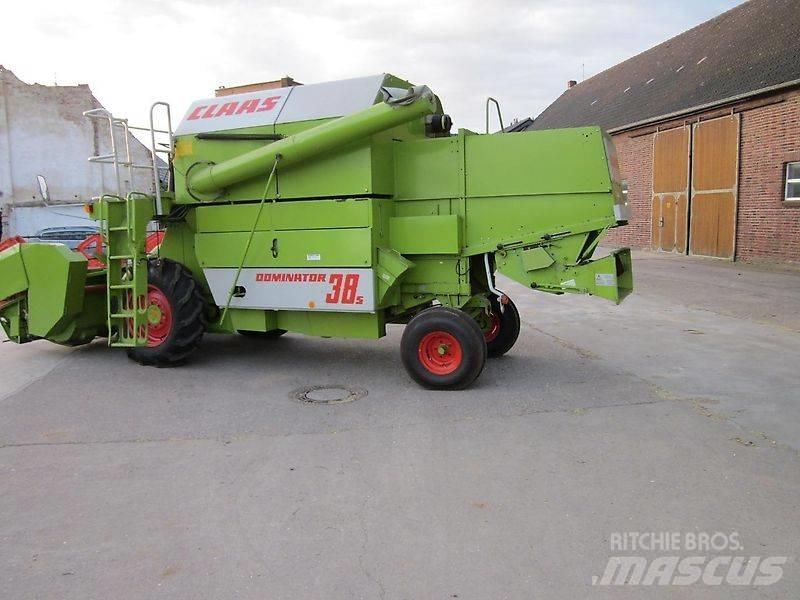 CLAAS Dominator 38 Leikkuupuimurit