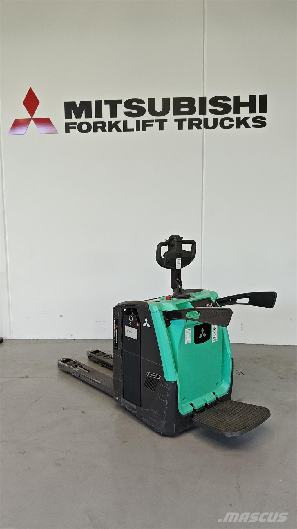 Mitsubishi PBV20N3 Lavatrukit