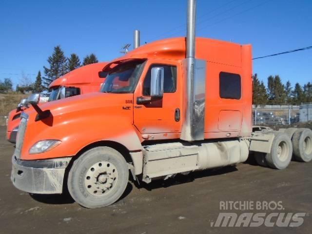 International LT 625 Vetopöytäautot