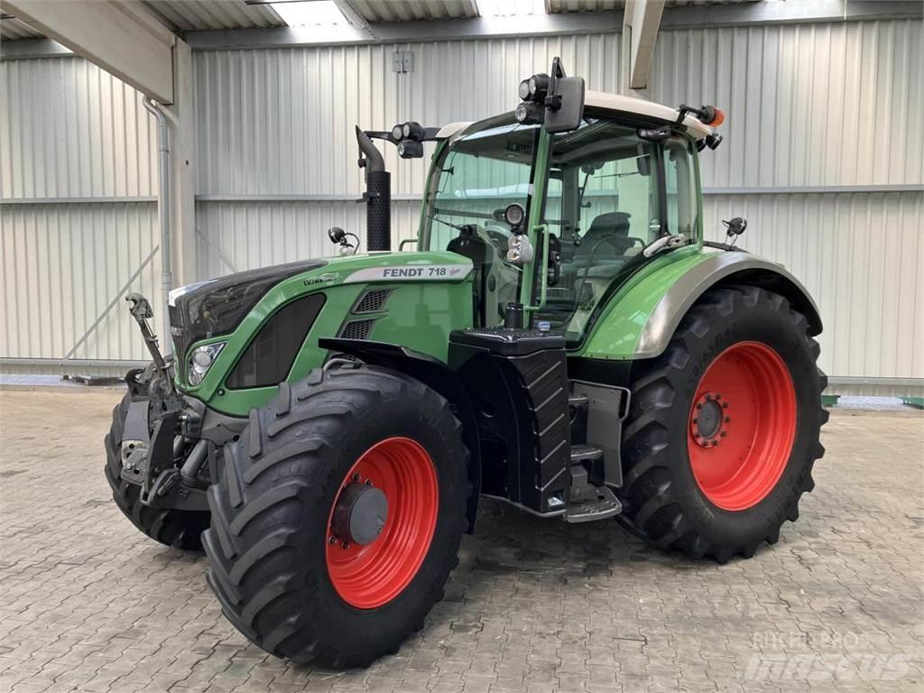 Fendt 718 SCR Traktorit