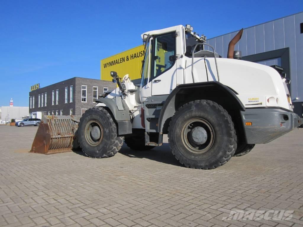 Liebherr L546 Pyöräkuormaajat