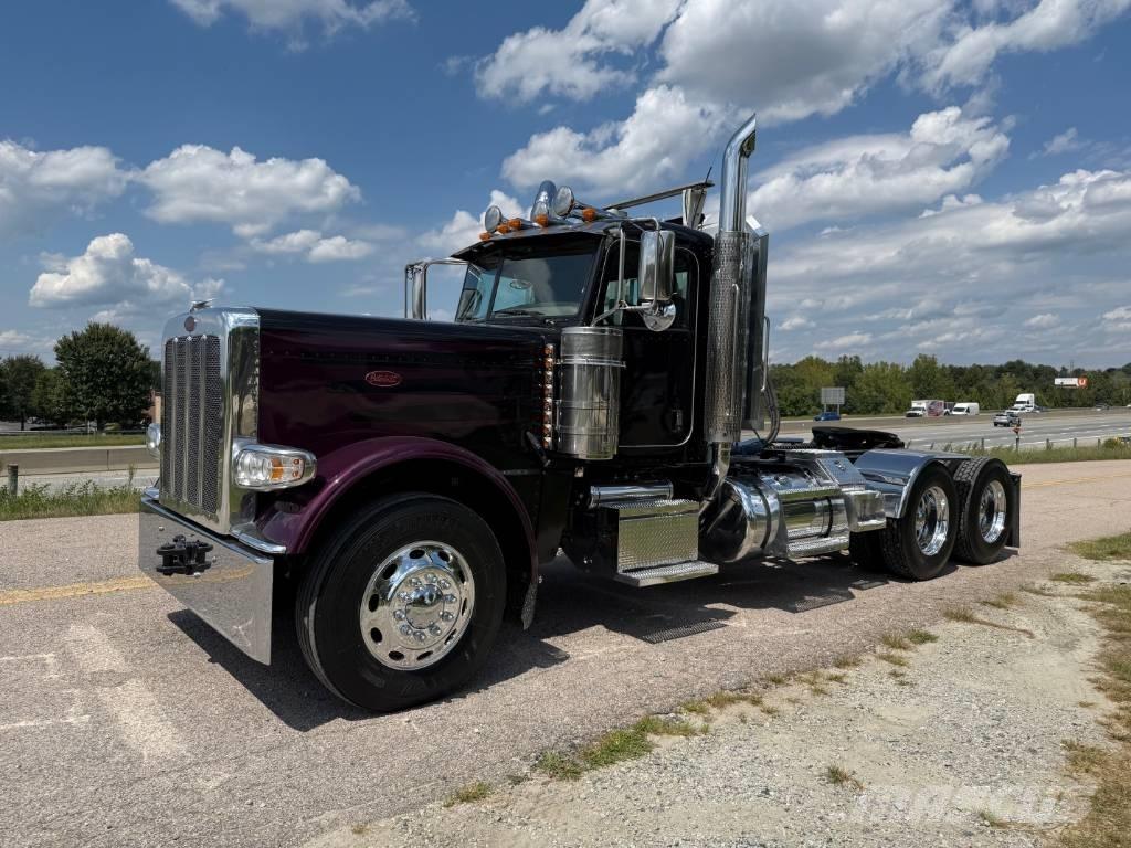 Peterbilt 389 Vetopöytäautot