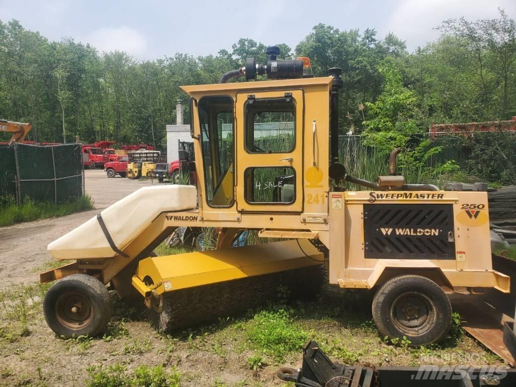  WALDIN SW250 Lakaisuautot