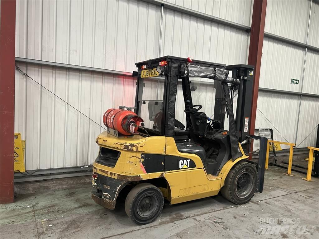 CAT GP35NT Nestekaasutrukit