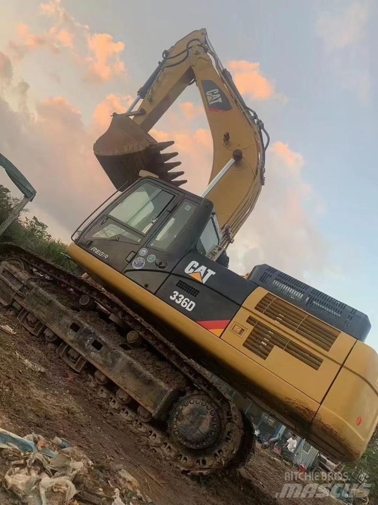 CAT 336 D Pitkävartiset kaivinkoneet