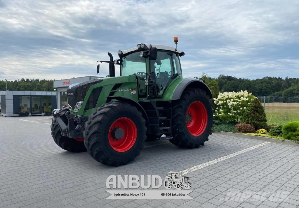Fendt 826 Vario Traktorit