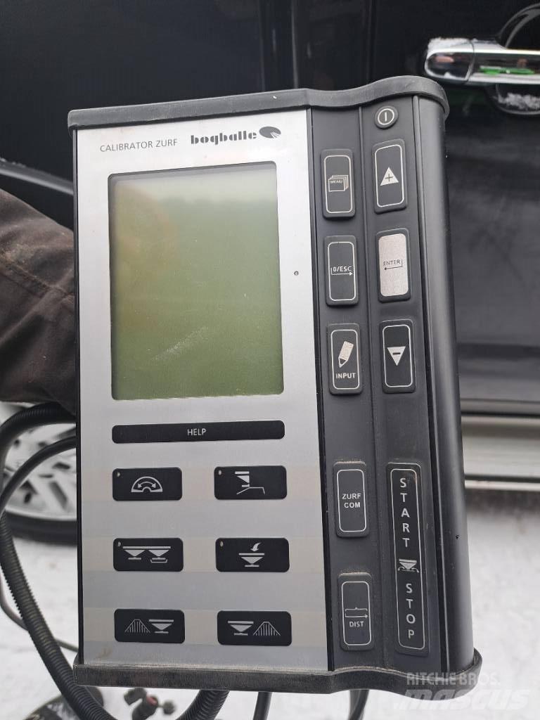 Bogballe M2W Lannoitteenlevittimet