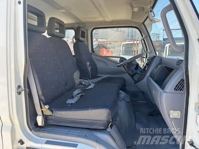 Mitsubishi Fuso FE Lava-autot