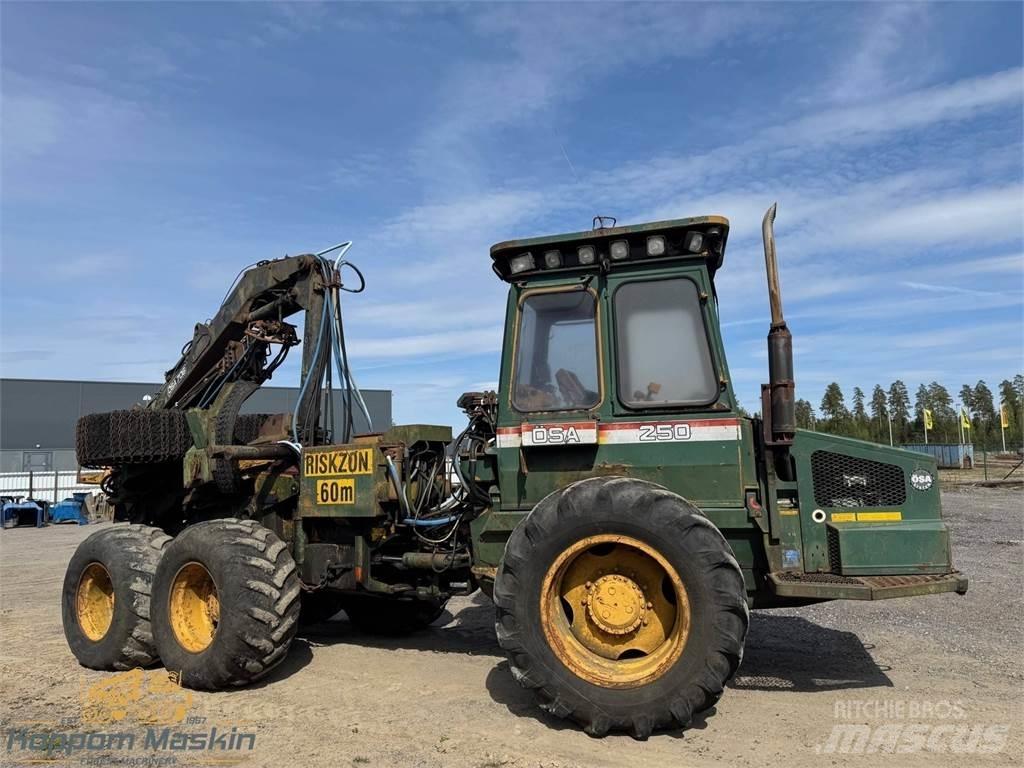 Ösa 250/706 Harvesterit