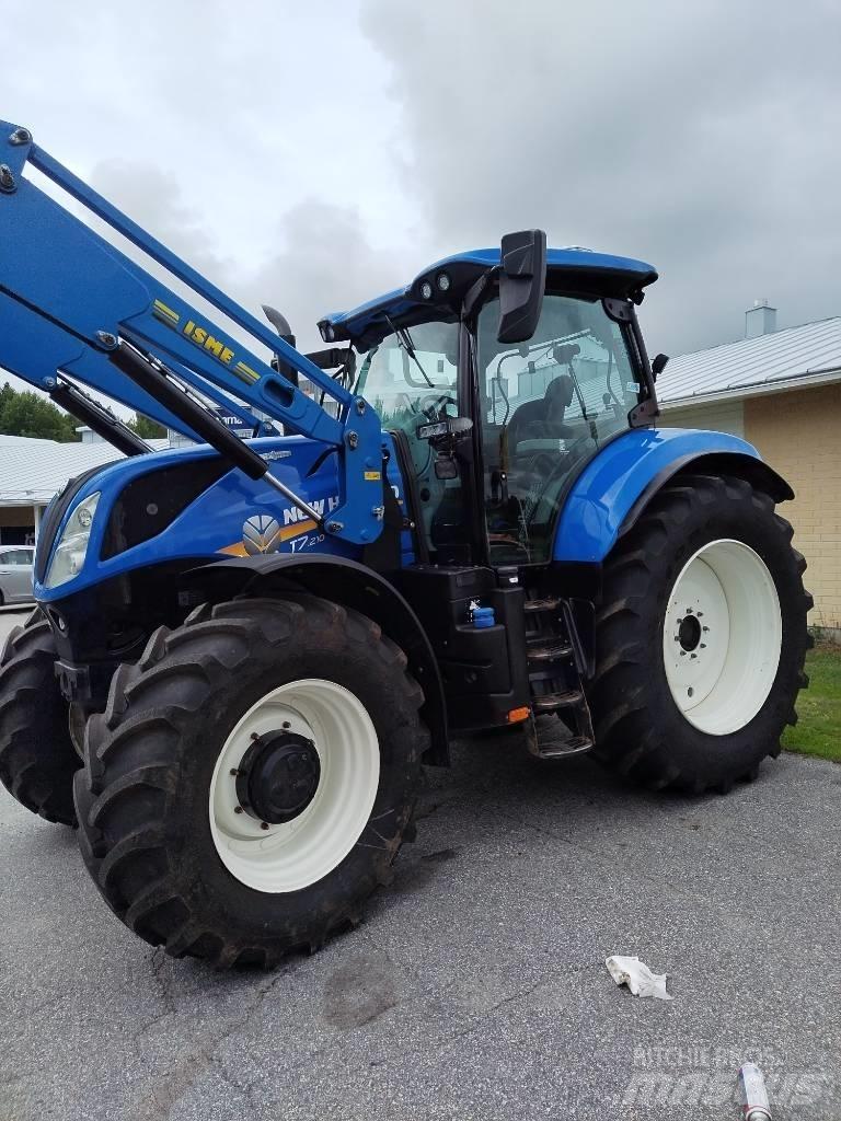 New Holland T7.210AC Traktorit