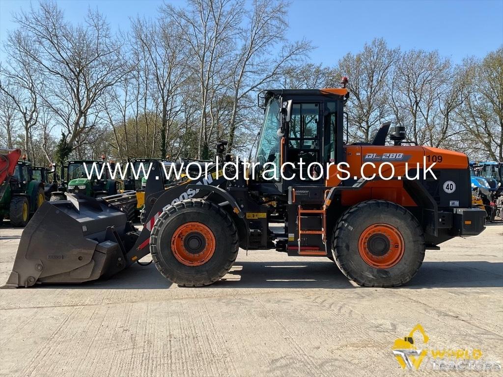 Doosan DL280 Pyöräkuormaajat