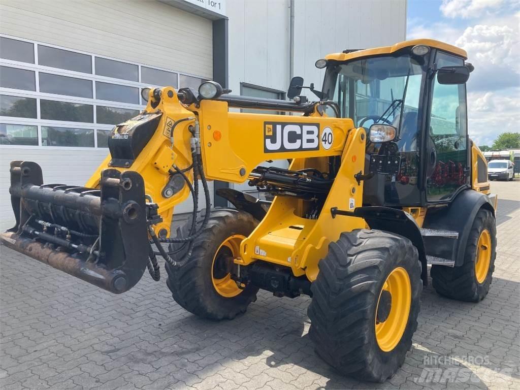 JCB TM220 Pyöräkuormaajat