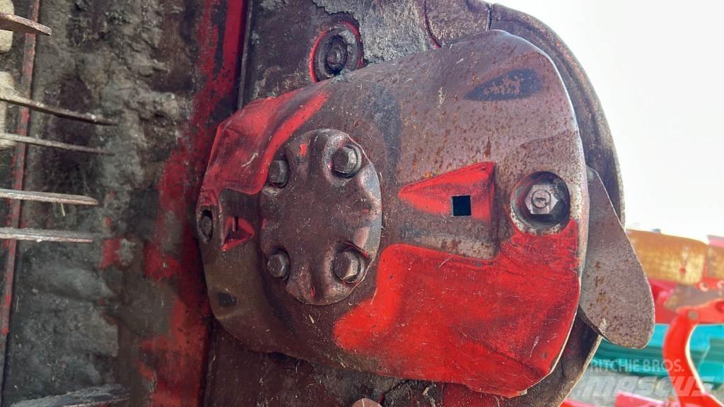 Kuhn FC 9330 D-RA Pyörillä varustetut leikkurit