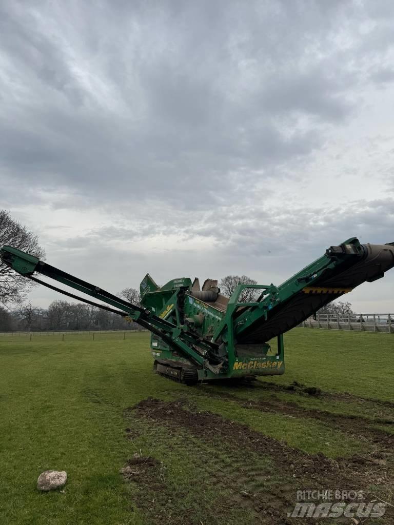 McCloskey R105 Seulat