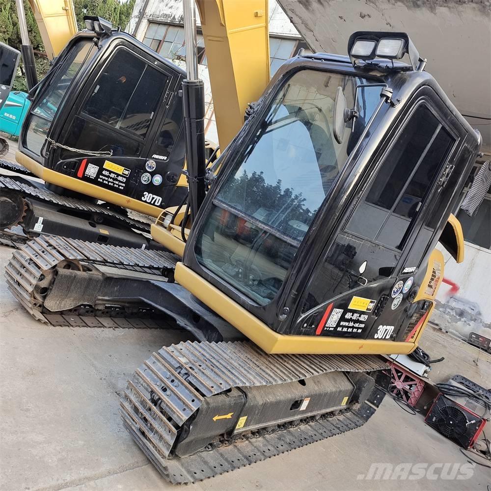 CAT 307 D Midikaivukoneet 7t - 12t