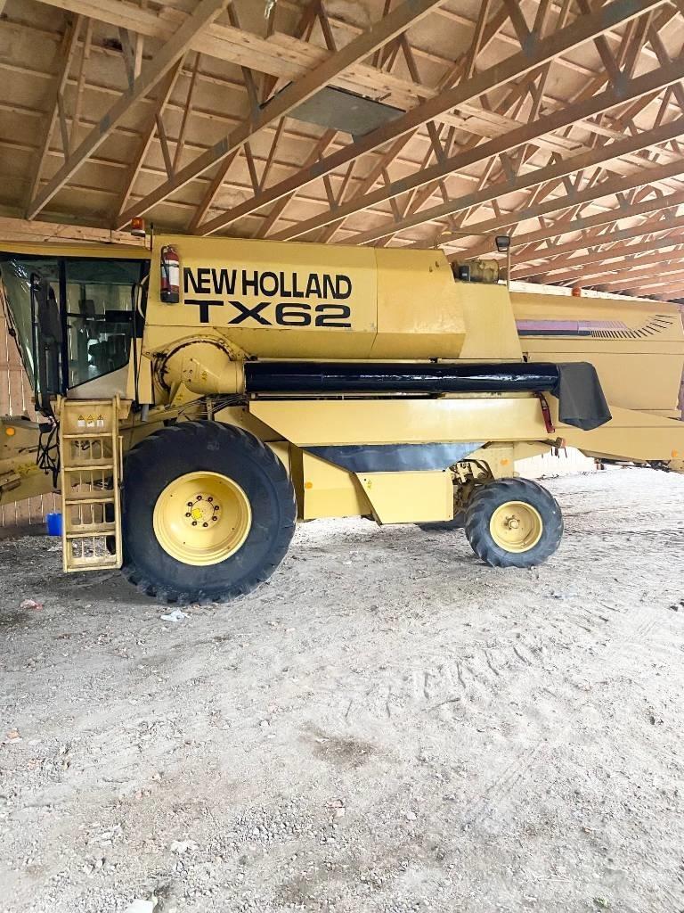 New Holland TX 62 Leikkuupuimurit