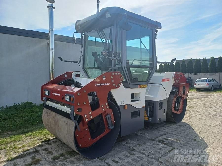Dynapac CC 2300 Tandemjyrät