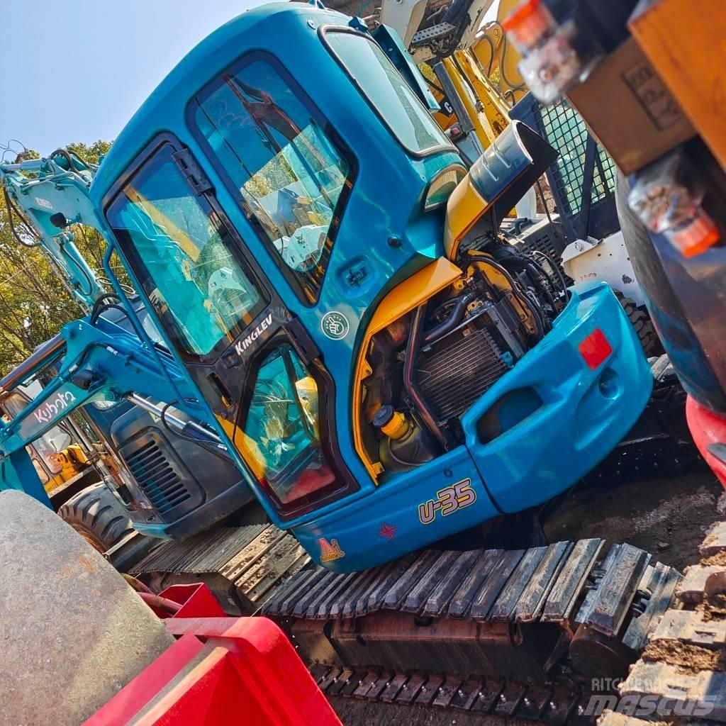 Kubota U-35 Minikaivukoneet < 7t
