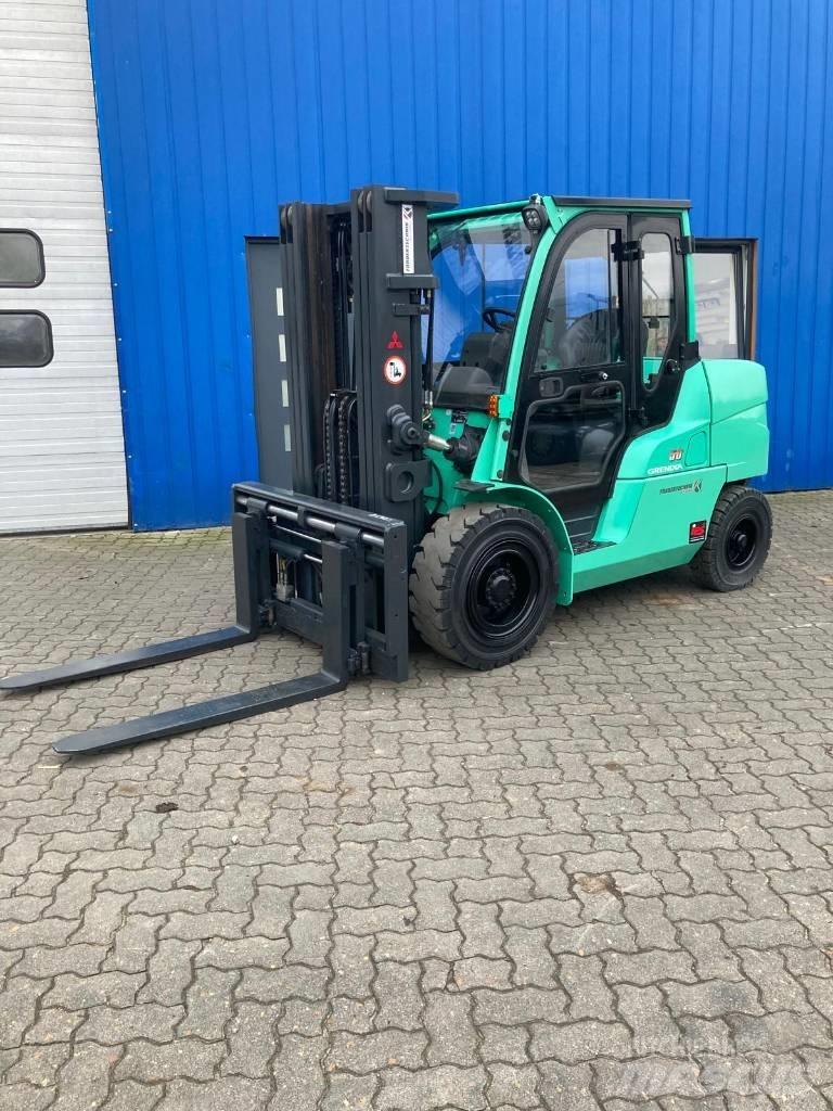 Mitsubishi FD50NT Dieseltrukit
