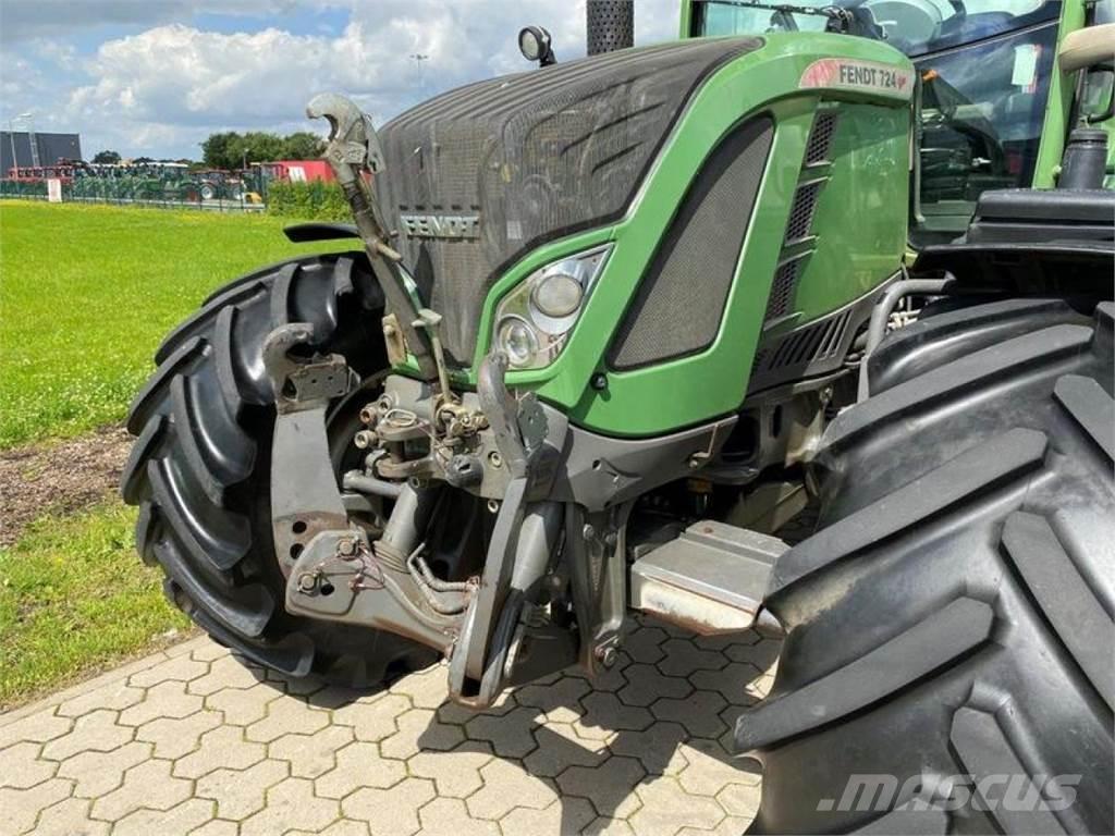 Fendt 724 PROFI Traktorit